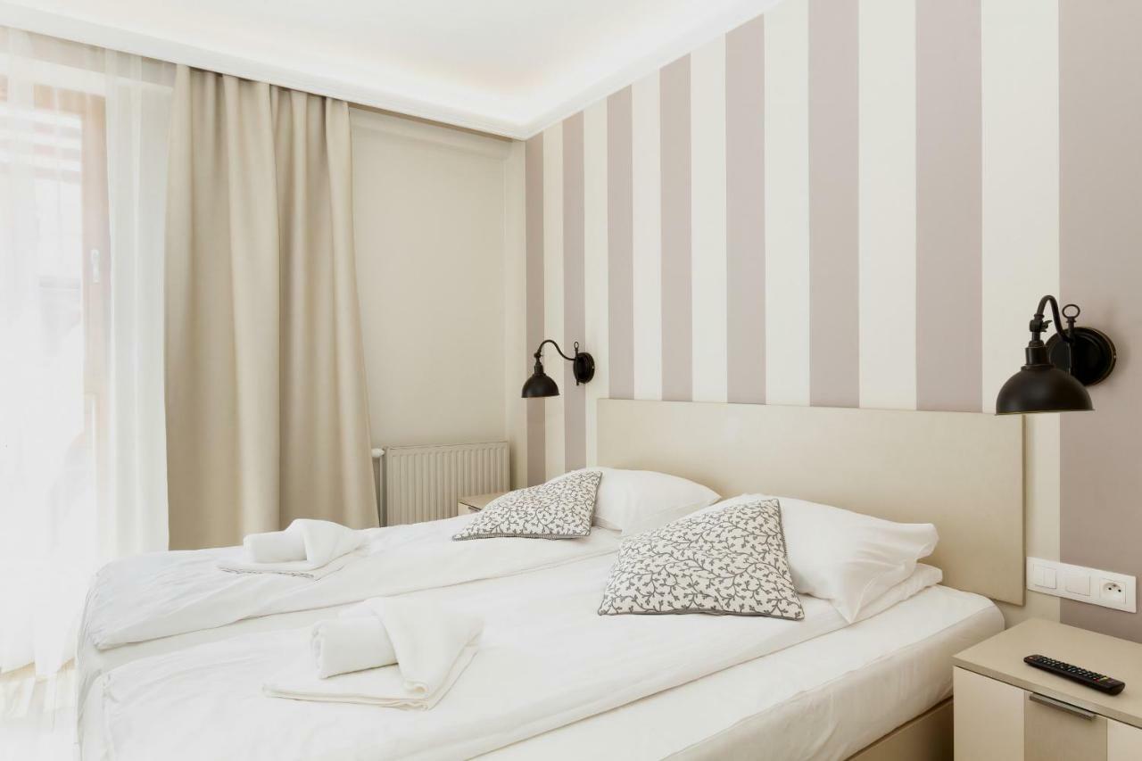 Apartments Aura Gdansk By Renters Exterior photo